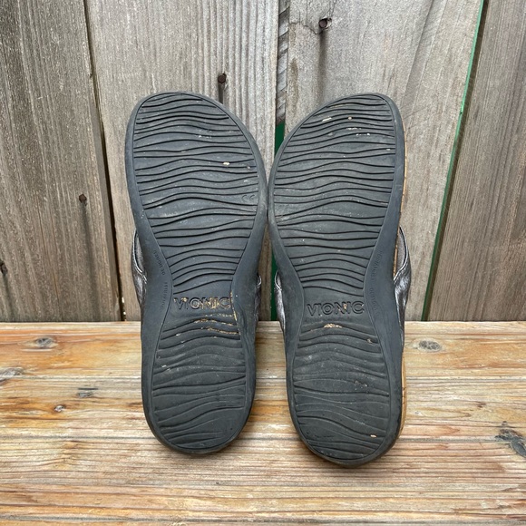 Vionic Bella Metallic Silver Thong Sandal Womens Size 8 - Picture 12 of 16